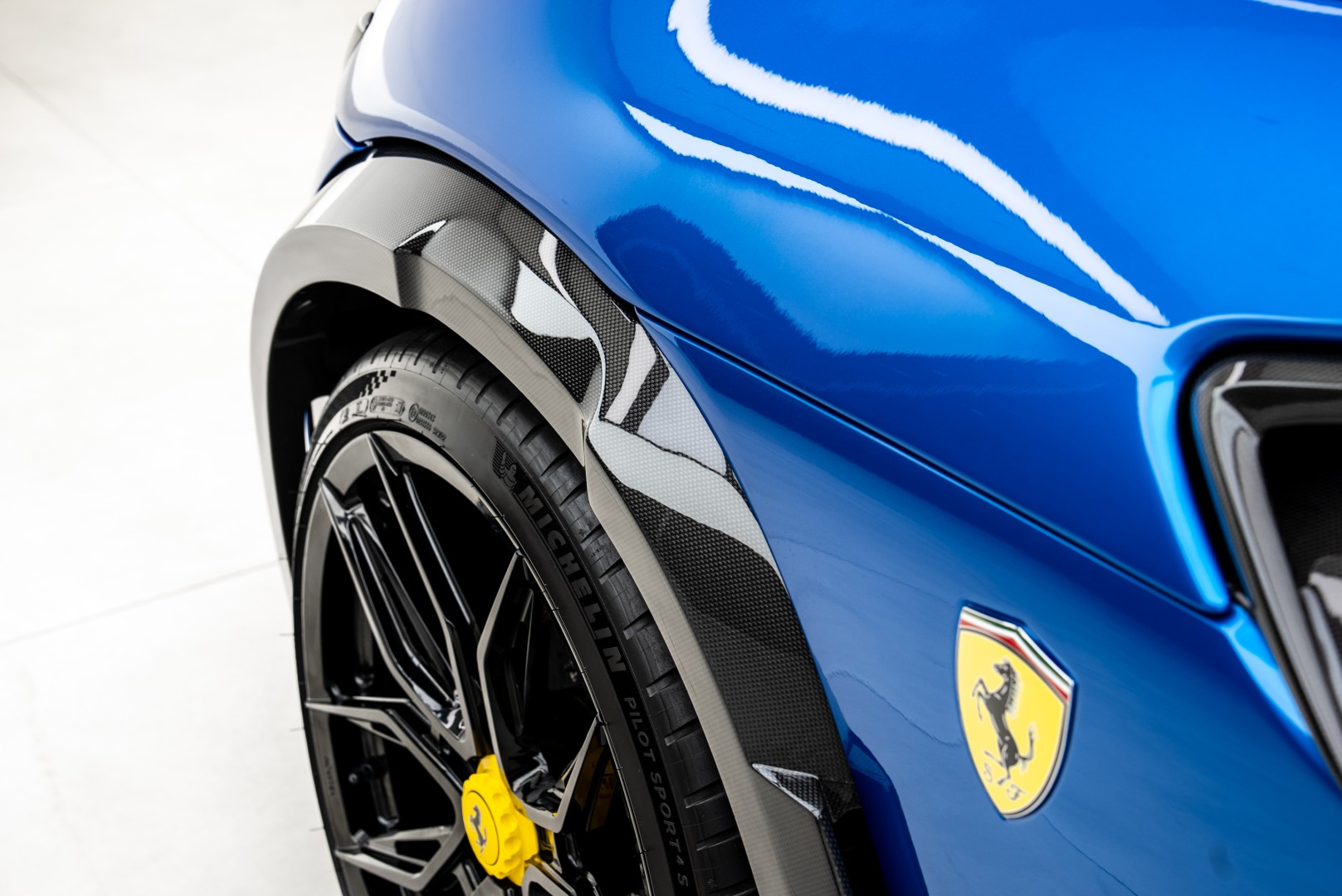 2025 FERRARI PUROSANGUE | MAIN DEALER SERVICE | CUSTOM SPECIFICATIONS